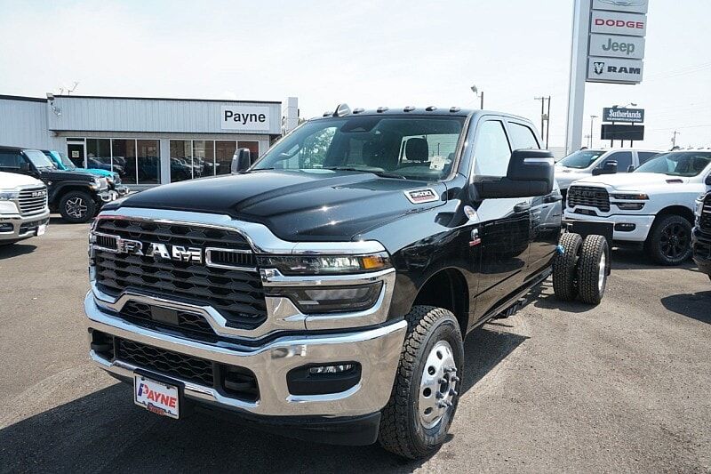 2025 RAM 3500