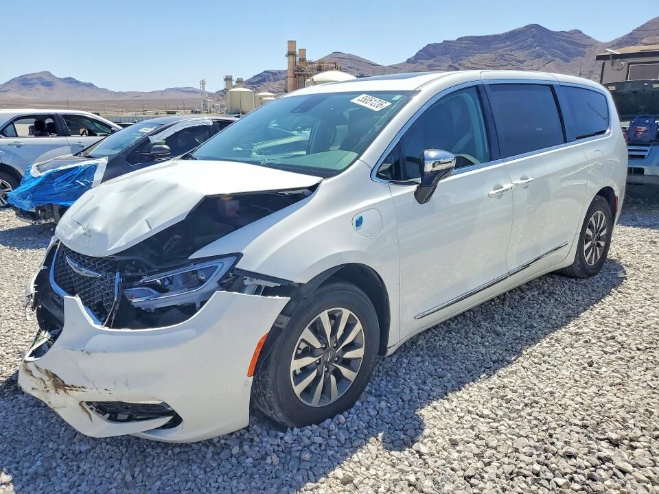 2023 CHRYSLER Pacifica