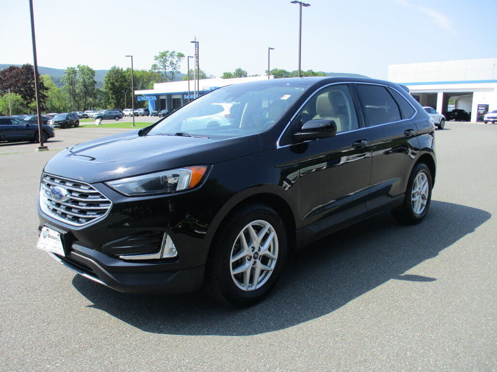 2022 FORD Edge
