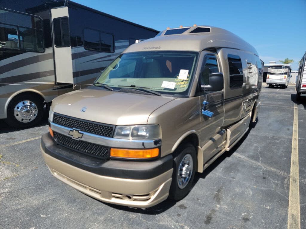 2012 CHEVROLET Express