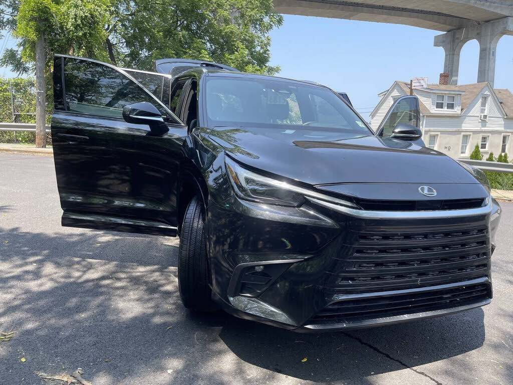 2026 LEXUS TX