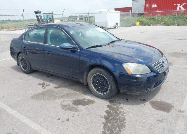 2005 NISSAN Altima