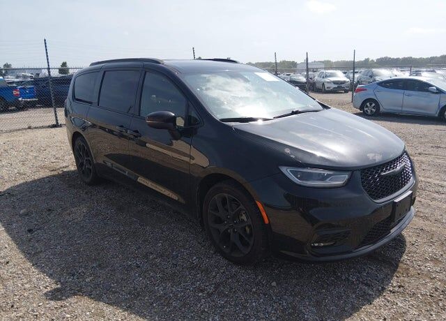 2023 CHRYSLER Pacifica