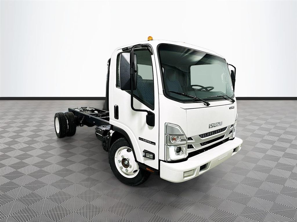 2026 ISUZU NPR/NPR-HD