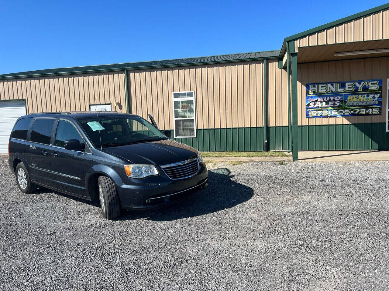 2014 CHRYSLER Town and Country