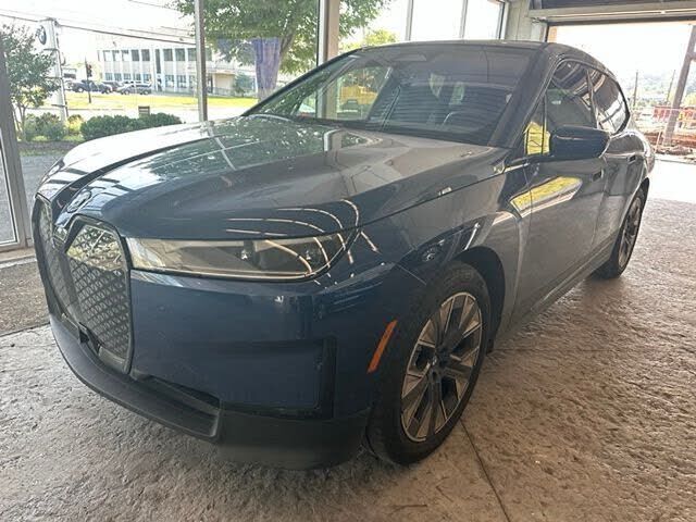 2022 BMW ix
