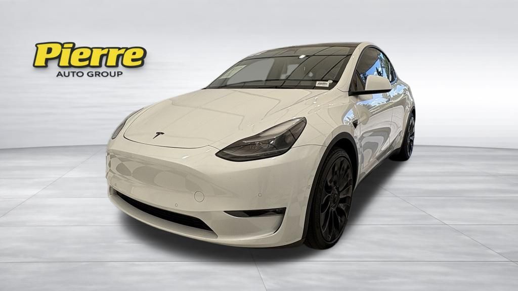 2022 TESLA Model Y