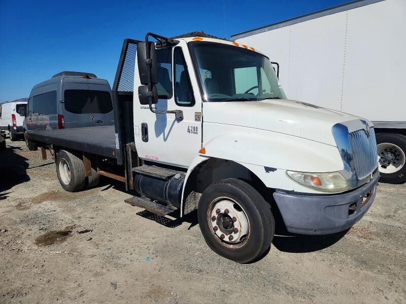 2006 INTERNATIONAL MA015