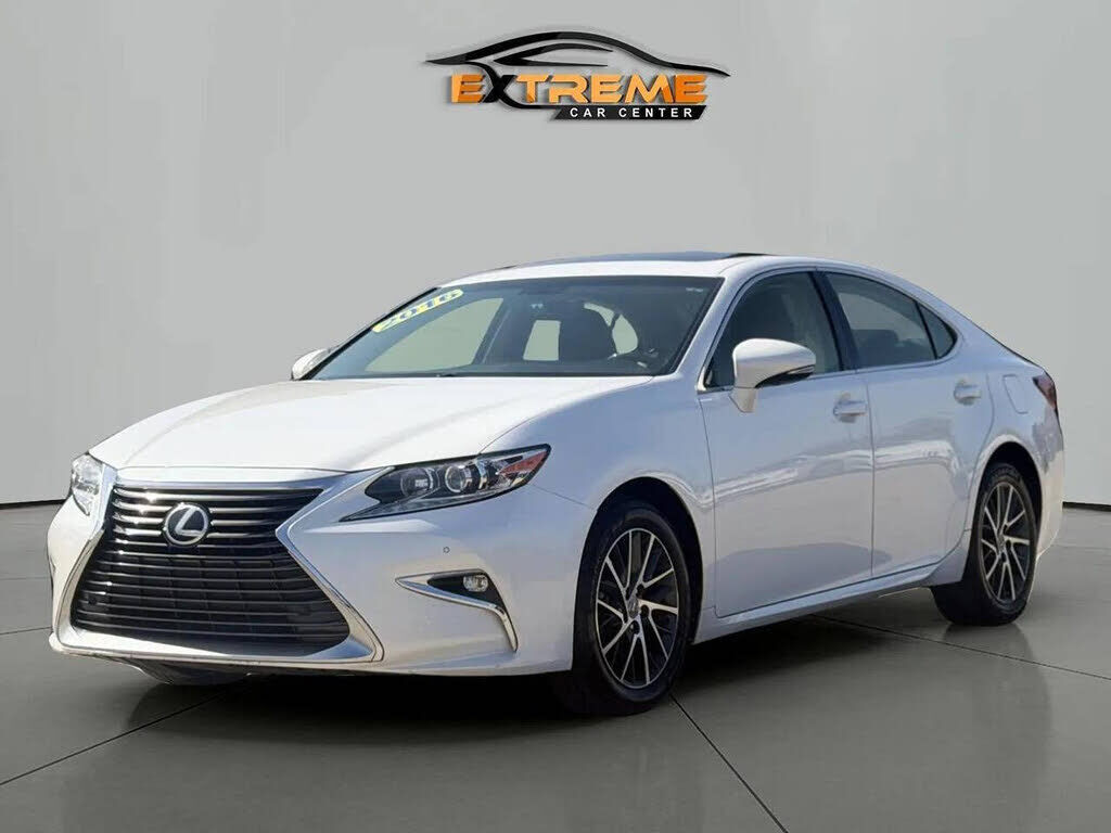 2016 LEXUS ES