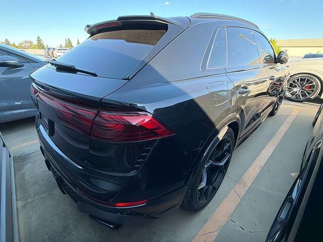 2025 Audi RS Q8