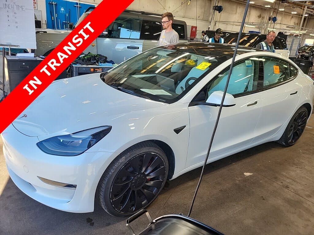 2023 TESLA Model 3