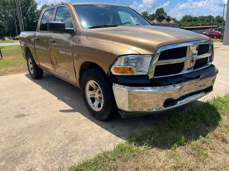 2011 DODGE Ram
