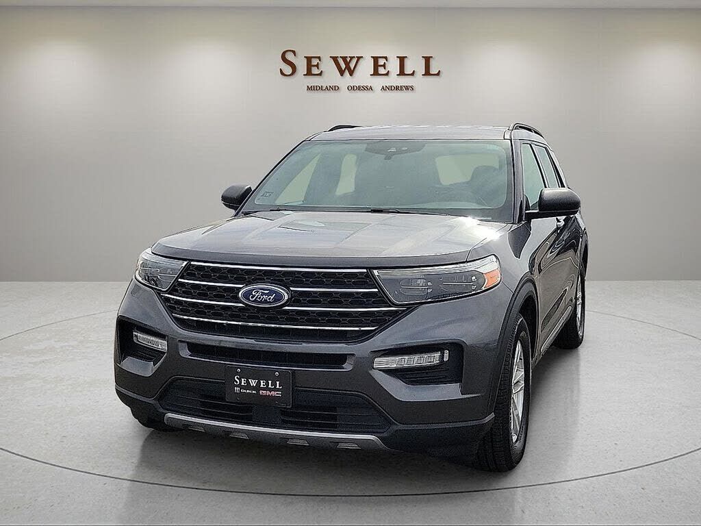 2020 FORD Explorer