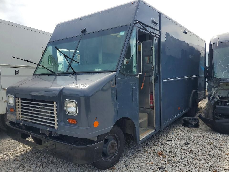 2019 FORD E-450