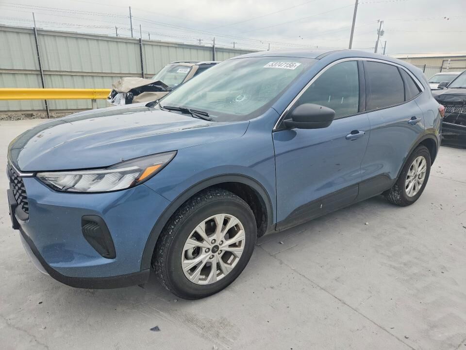 2024 FORD Escape
