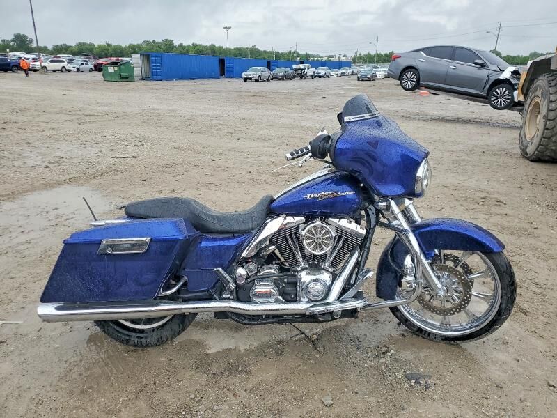 2006 HARLEY DAVIDSON Street Glide
