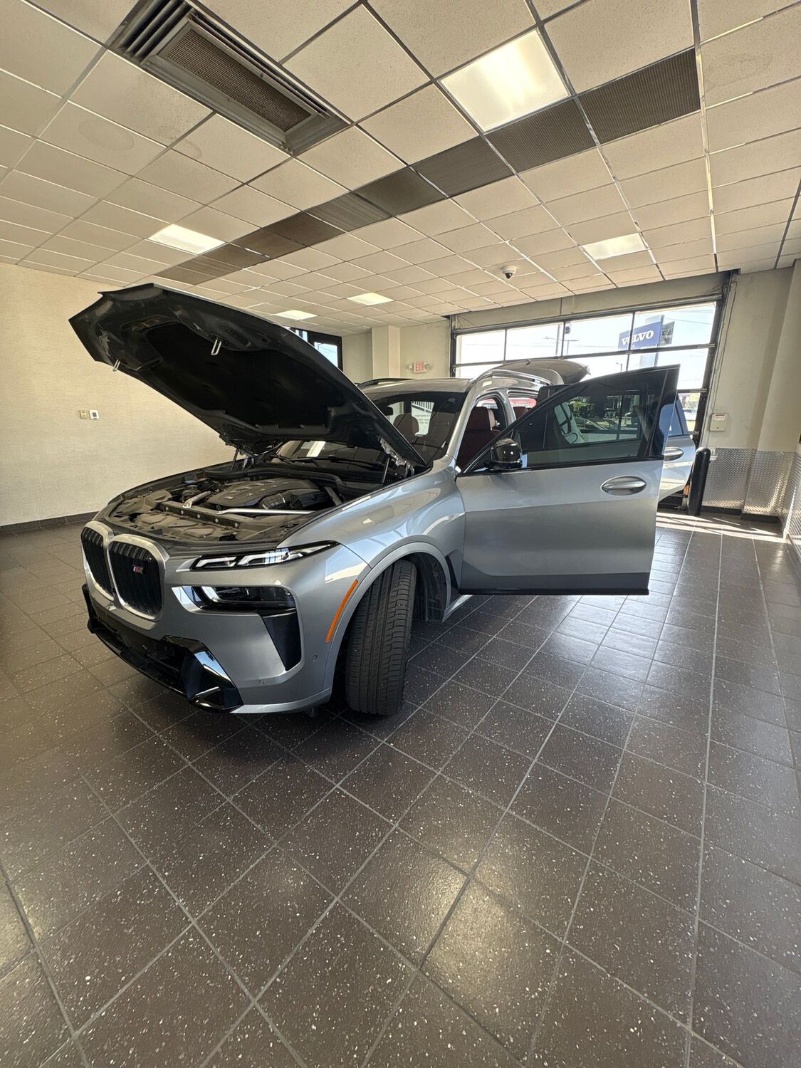 2023 BMW X7
