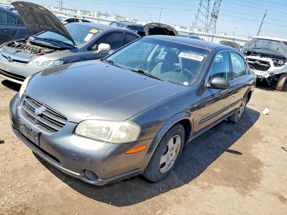 2001 NISSAN Maxima