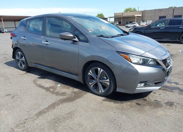 2021 NISSAN Leaf