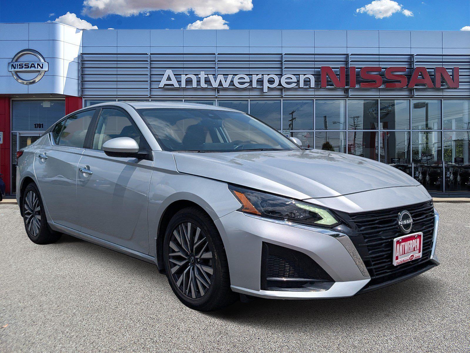 2023 NISSAN Altima