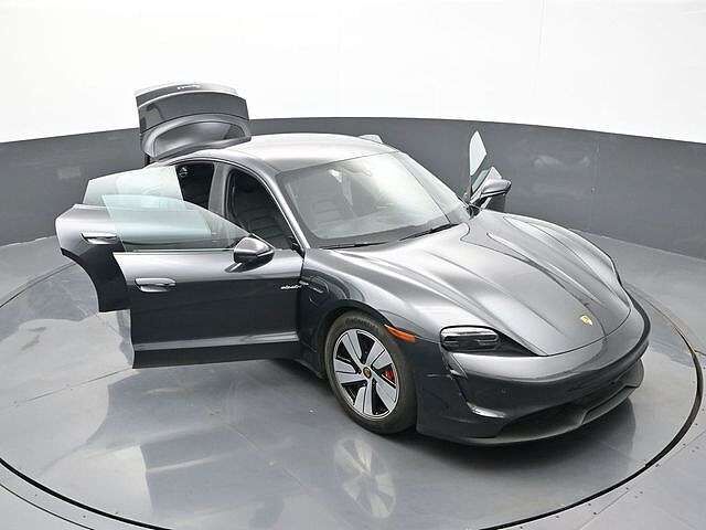 2023 PORSCHE Taycan