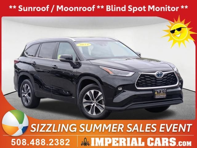 2024 TOYOTA Highlander