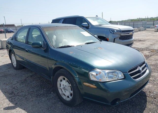 2000 NISSAN Maxima