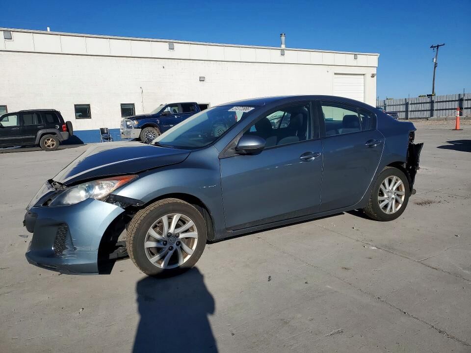 2012 MAZDA Mazda3