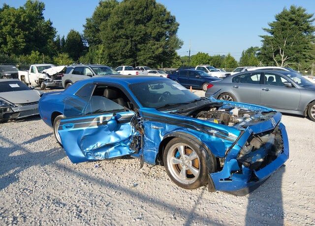 2010 DODGE Challenger