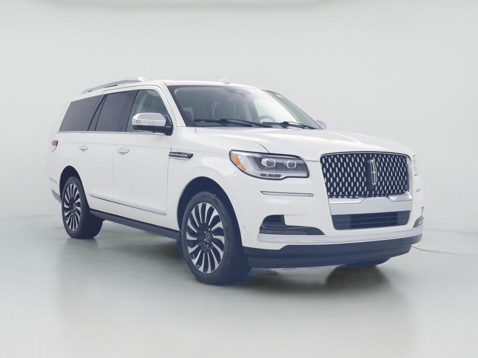 2022 LINCOLN Navigator