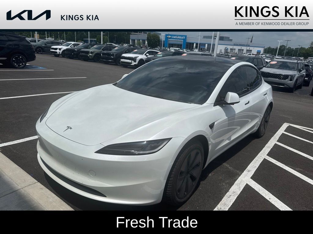 2024 TESLA Model 3