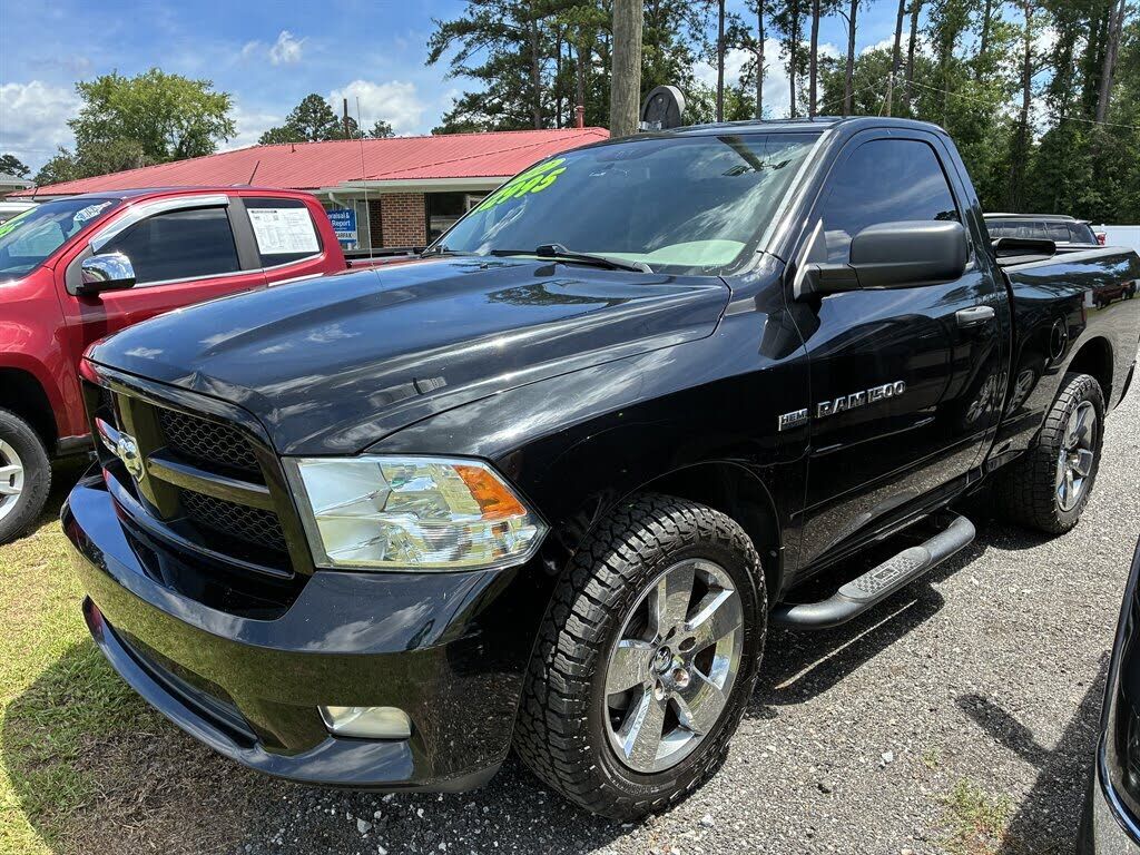 2012 DODGE Ram