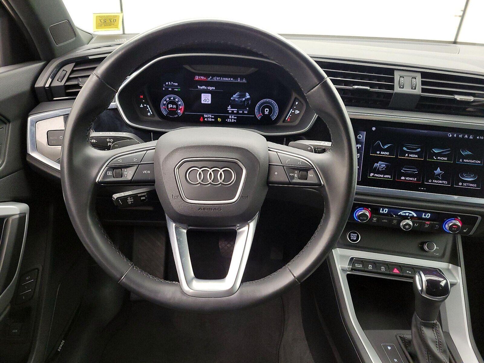 2022 Audi Q3