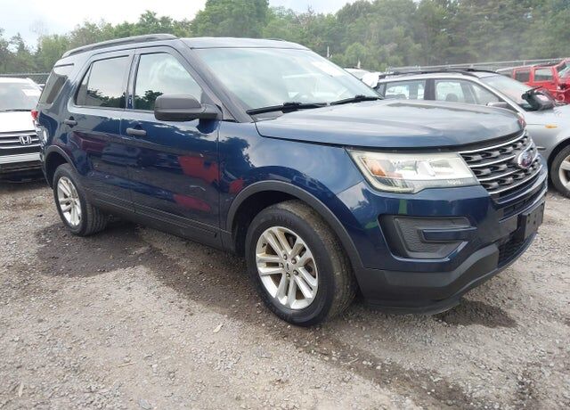 2017 FORD Explorer