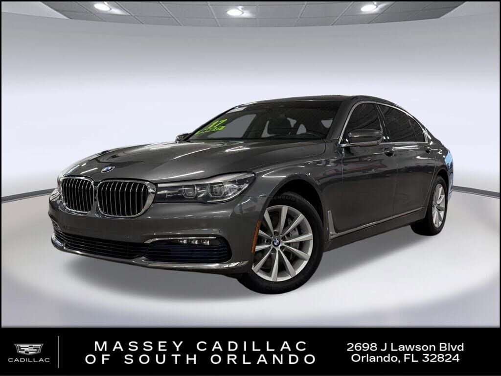 BMW 740i