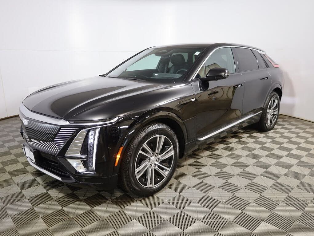 2024 CADILLAC Lyriq