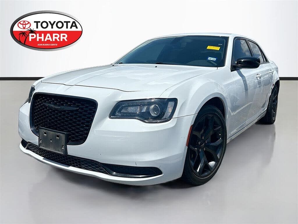 2023 CHRYSLER 300