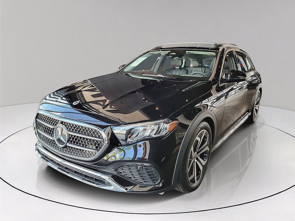 2026 MERCEDES-BENZ E-Class