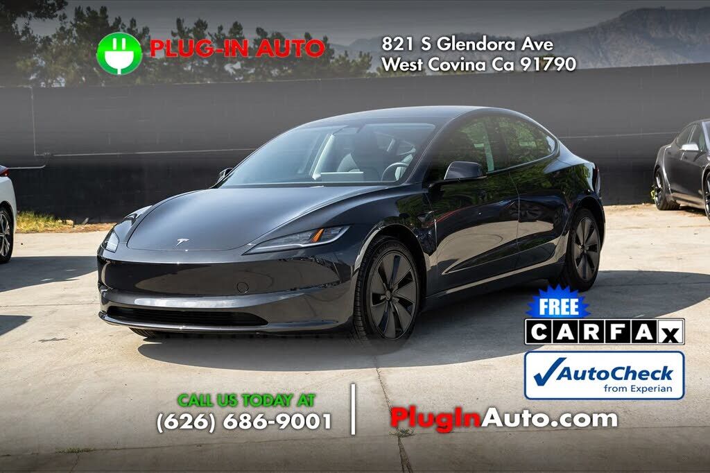 2025 TESLA Model 3