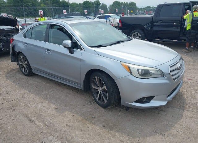2016 SUBARU Legacy