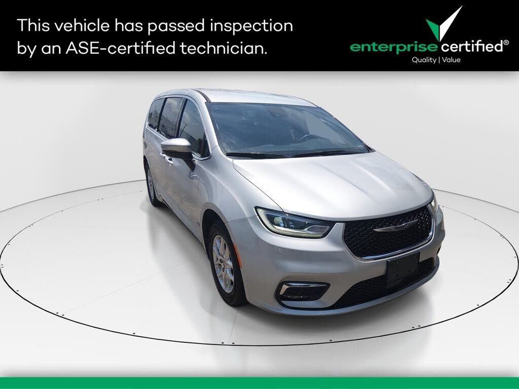 2023 CHRYSLER Pacifica