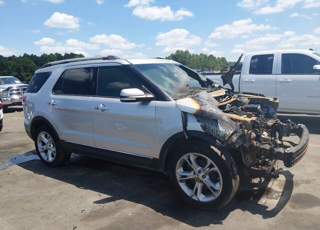 2011 FORD Explorer