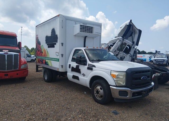 2015 FORD F-350
