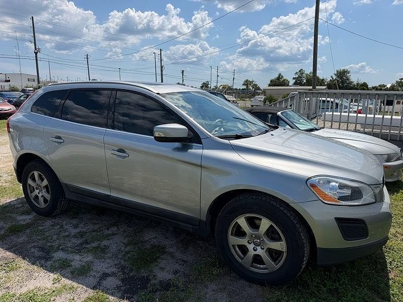 2011 VOLVO XC60