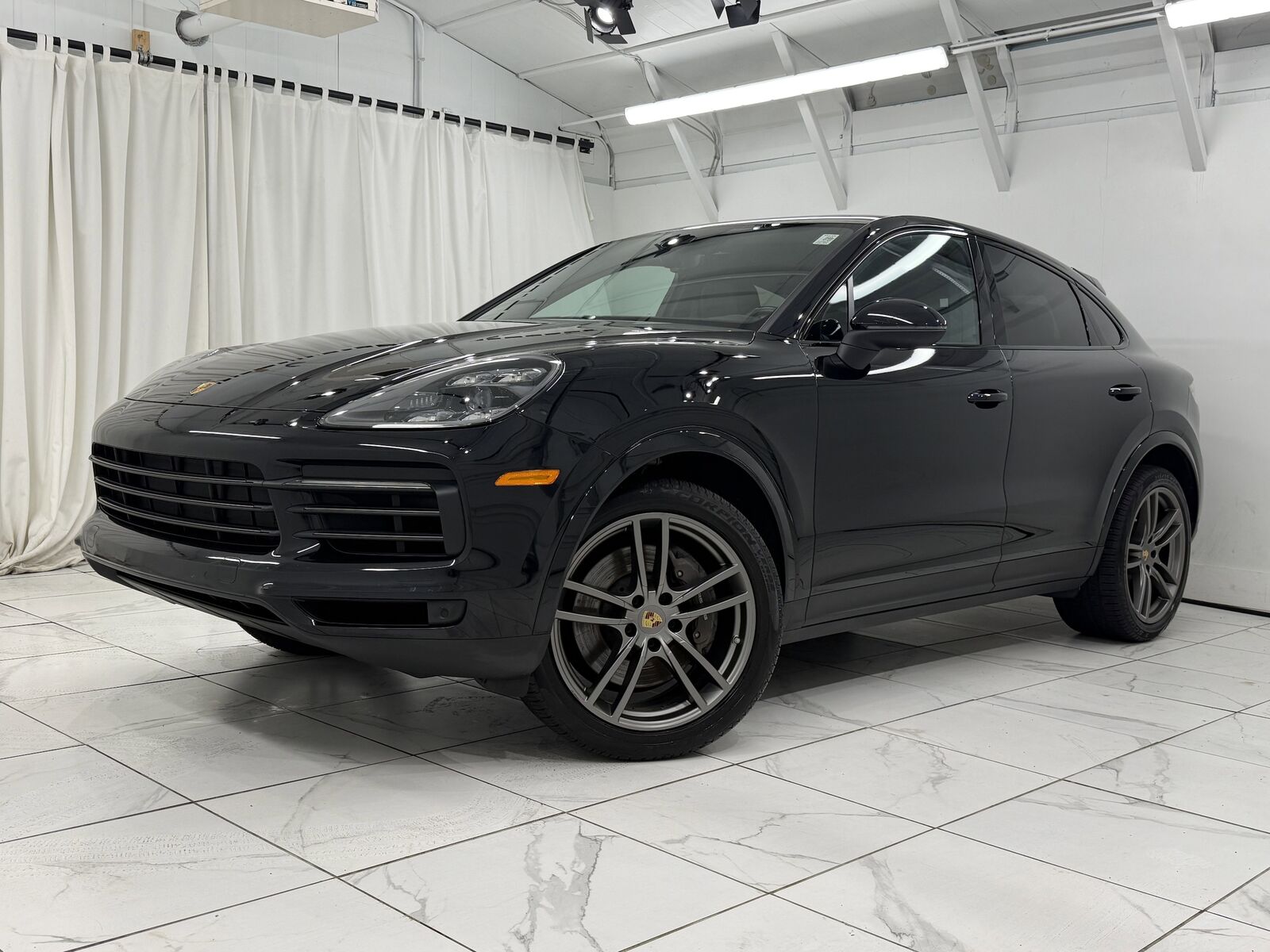 2022 PORSCHE Cayenne