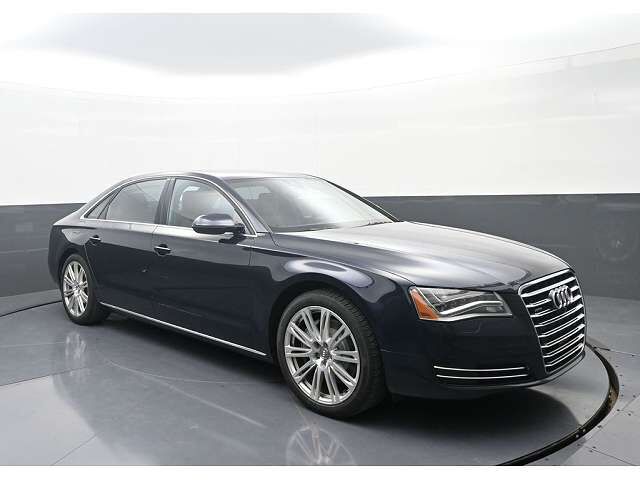 2013 AUDI A8