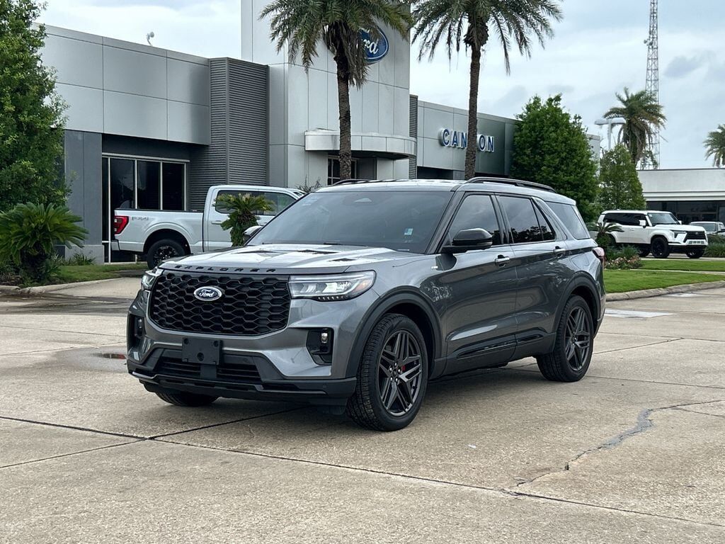 2025 FORD Explorer