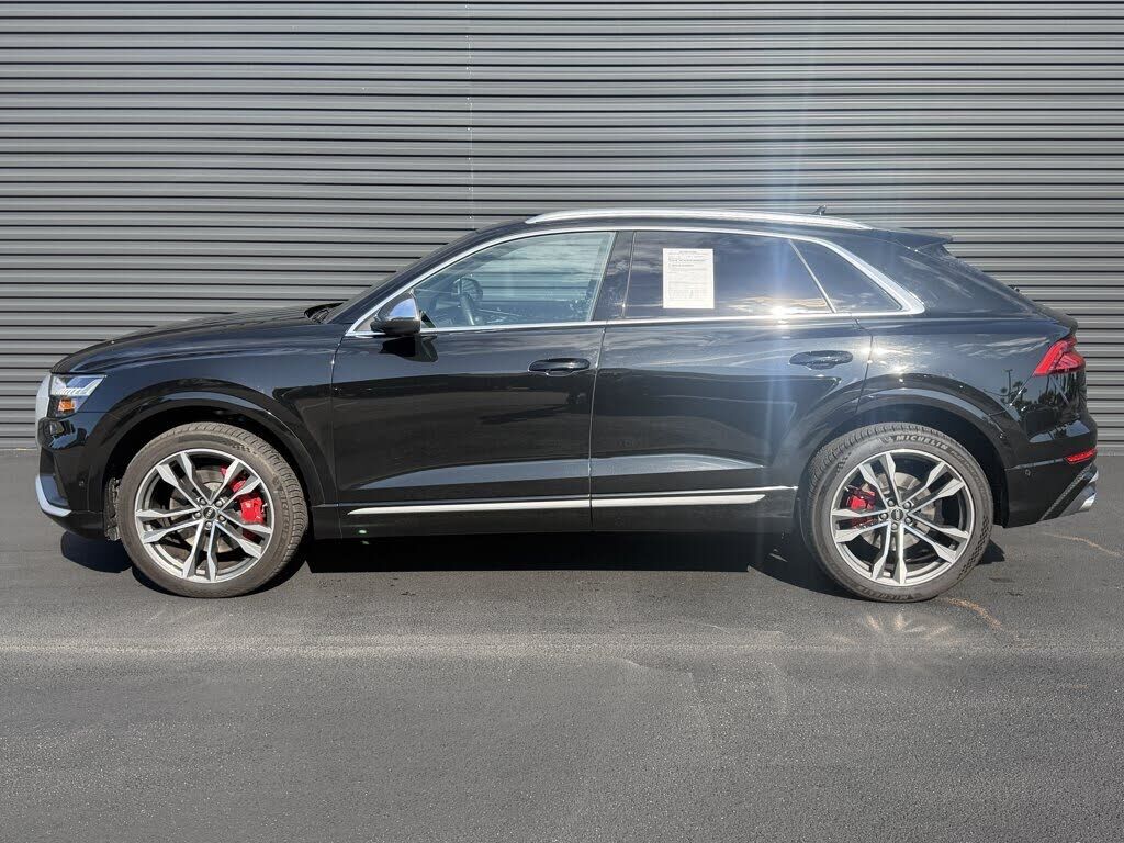 2022 Audi SQ8