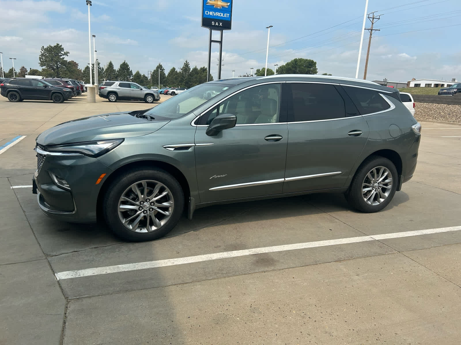 2023 BUICK Enclave