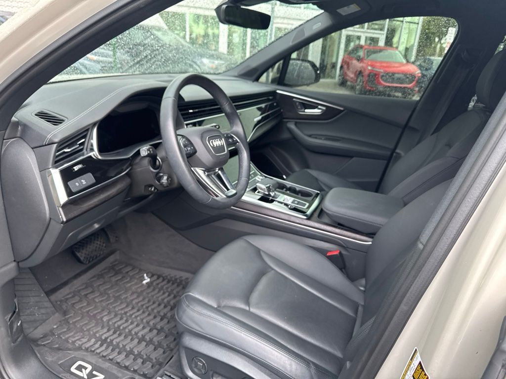 2023 AUDI Q7